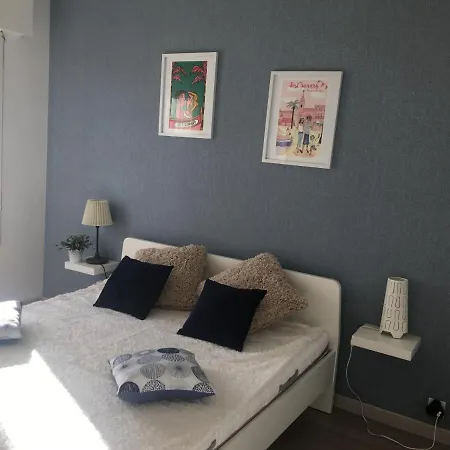 3*** Eden Rock Apartment
