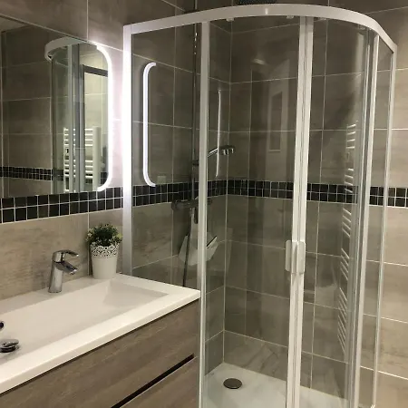 Apartamento 3*** Eden Rock